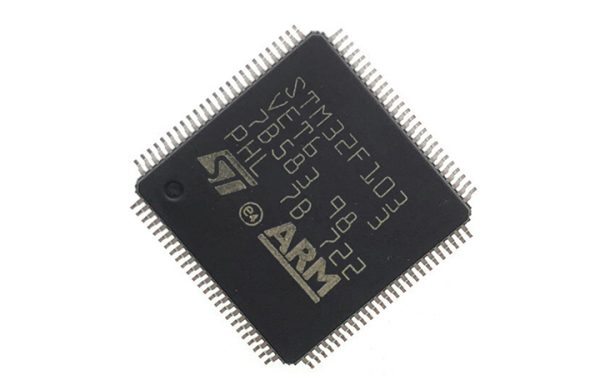STM32F103VET6